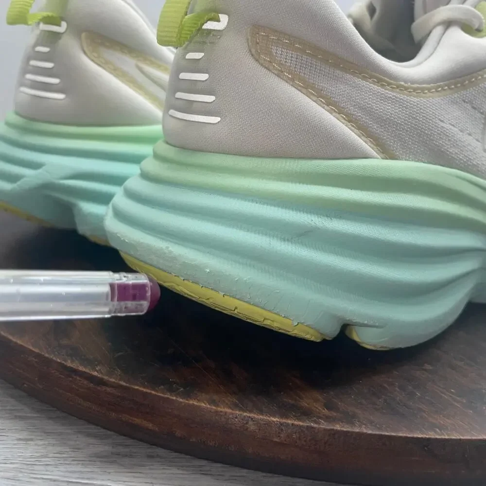 Hoka One One hoka one