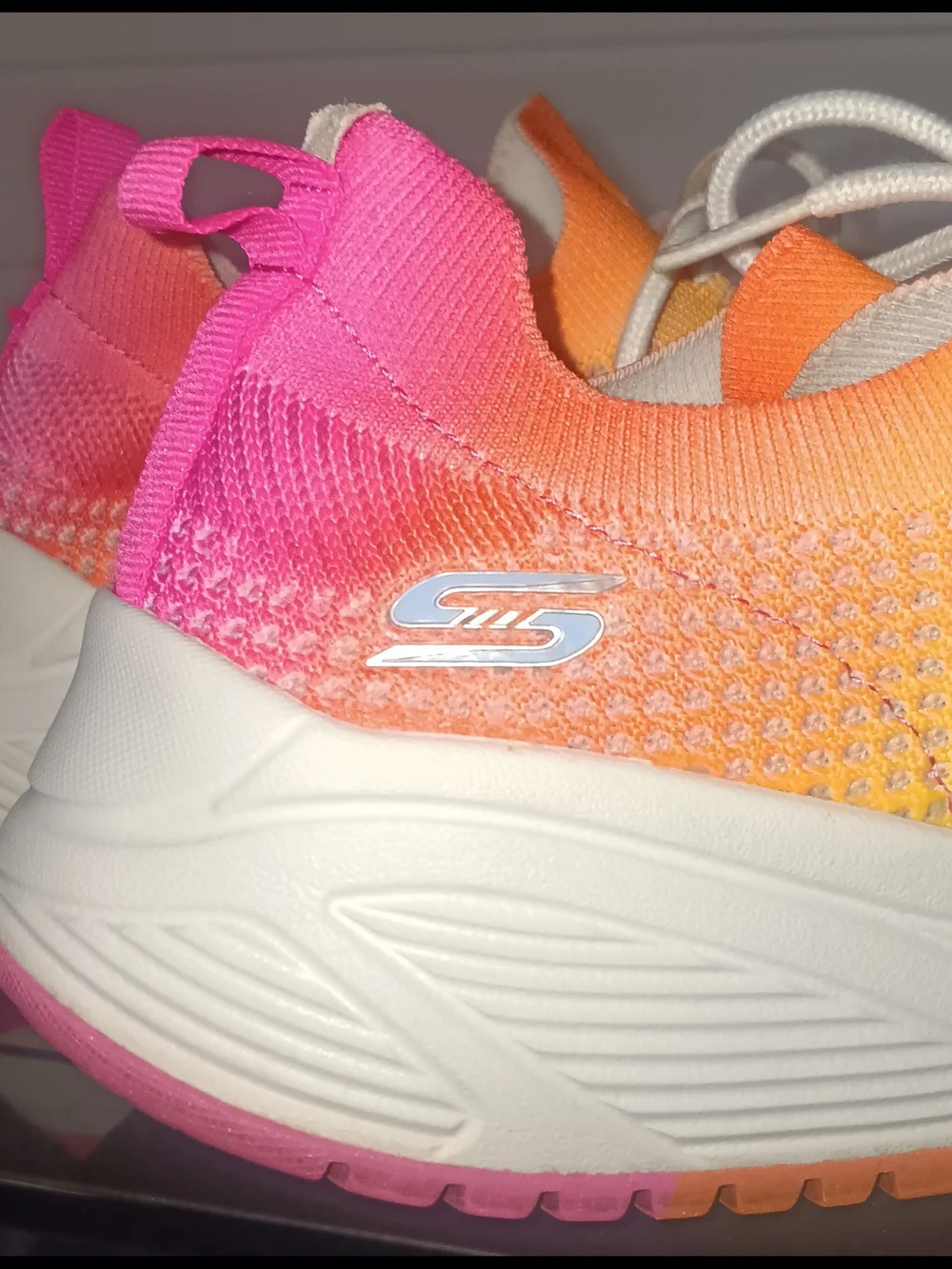 Skechers colorful gradient
