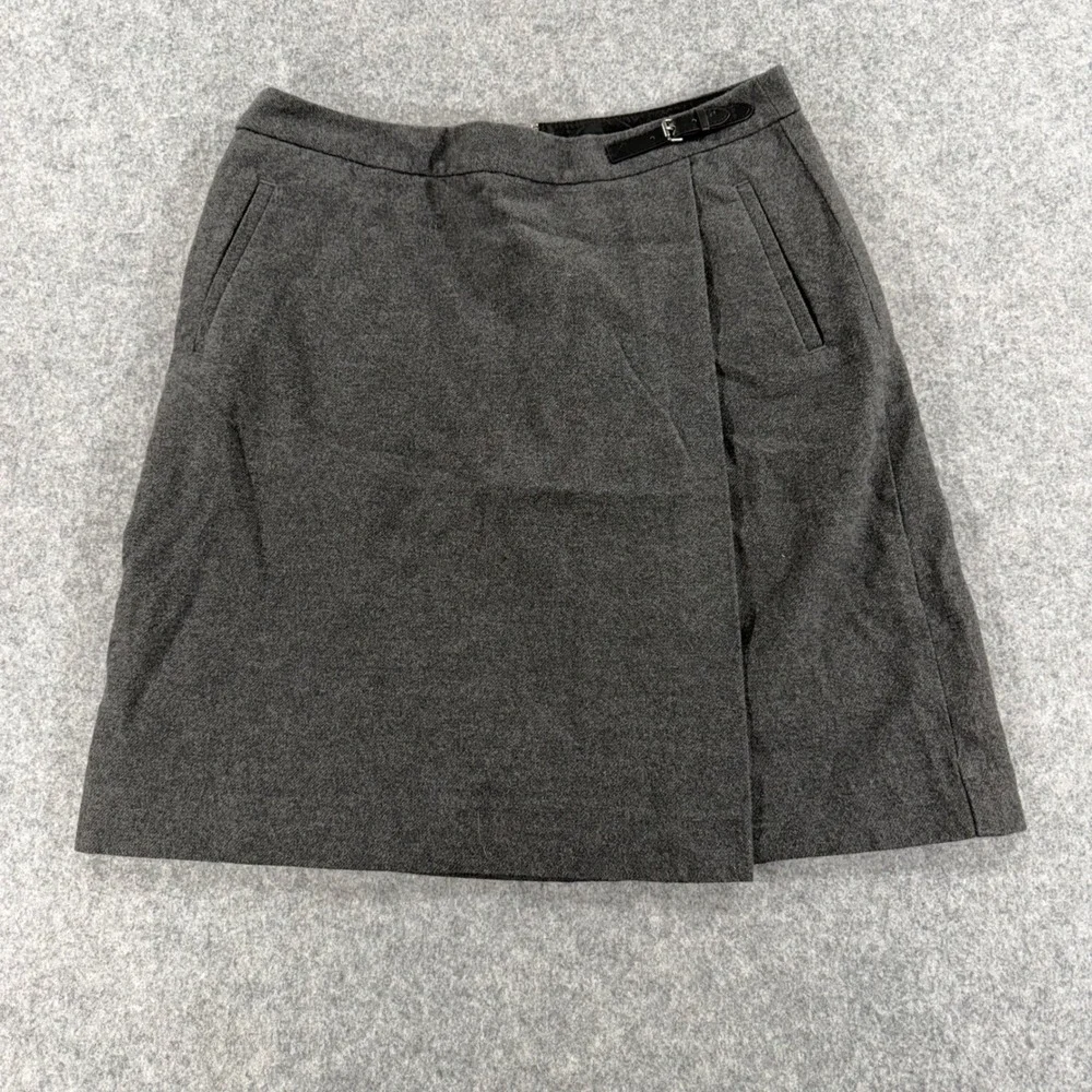 LL Bean Classic Fit Gray Wool Blend Wrap Skirt Side Buckle Pockets Petite 6