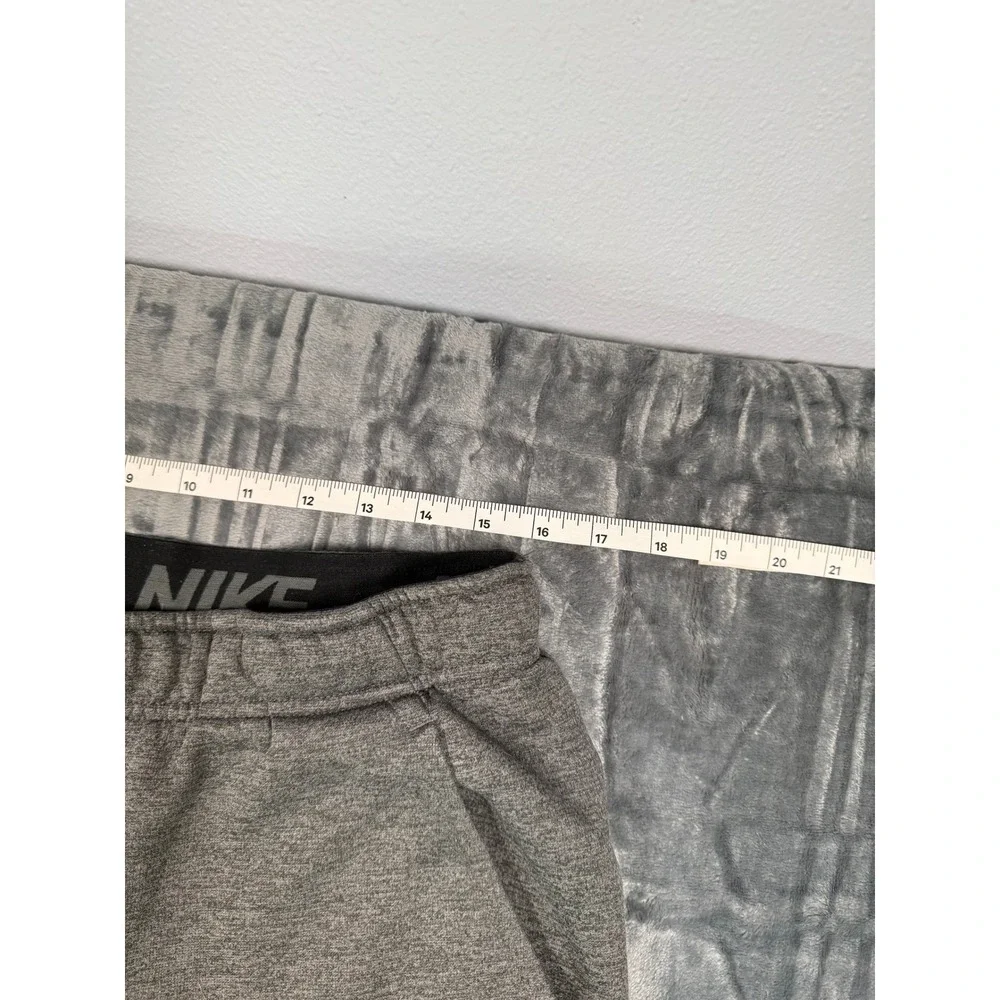 Nike therma fit