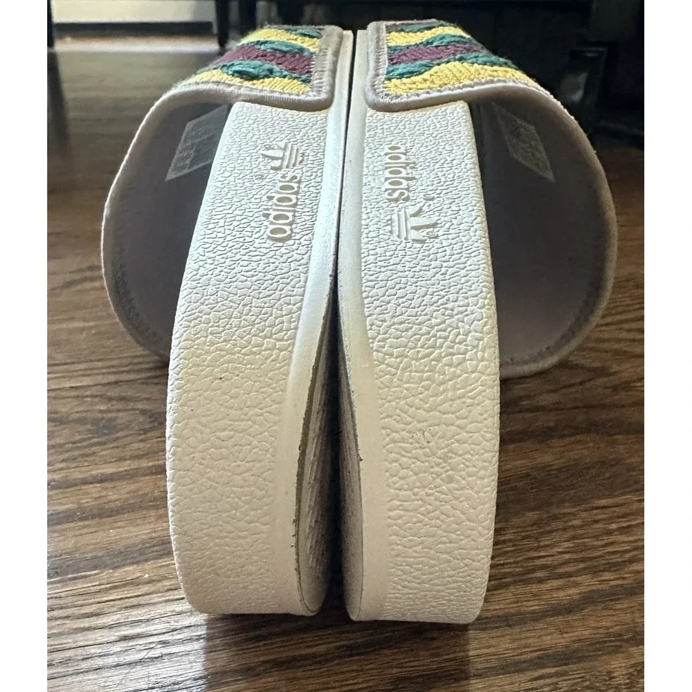 adidas adilette slides