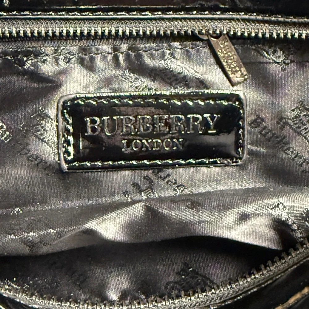 The Unbranded Brand this satchel