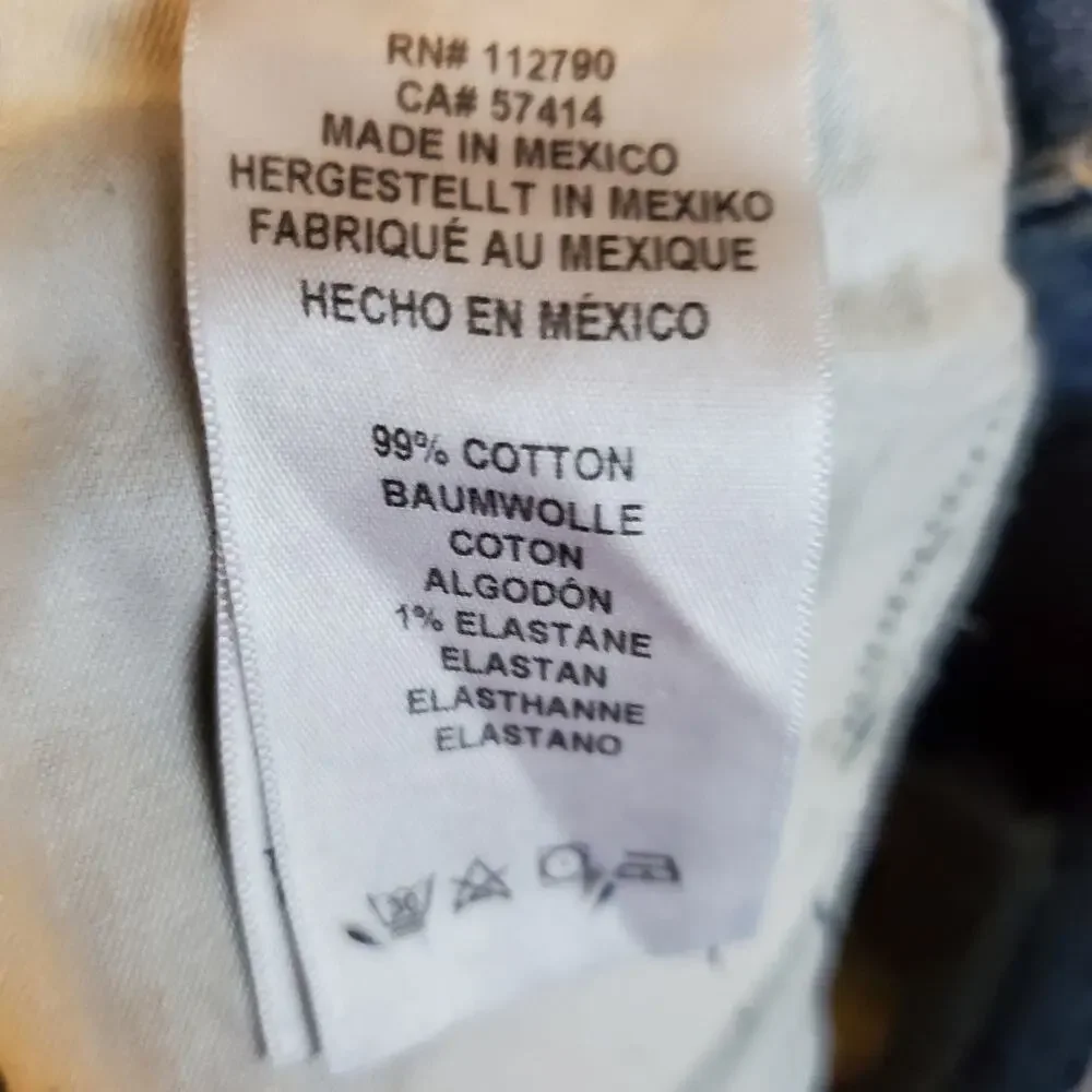True Religion Geno relaxed, slim men's jeans size 42 new!!!!