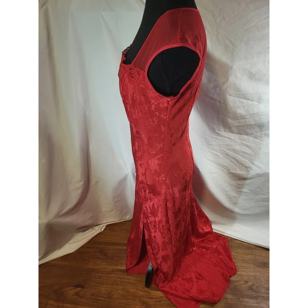 Vtg Victorias Secret Slip Nightgown Maxi  Gold Label Babydoll Red Old Money M