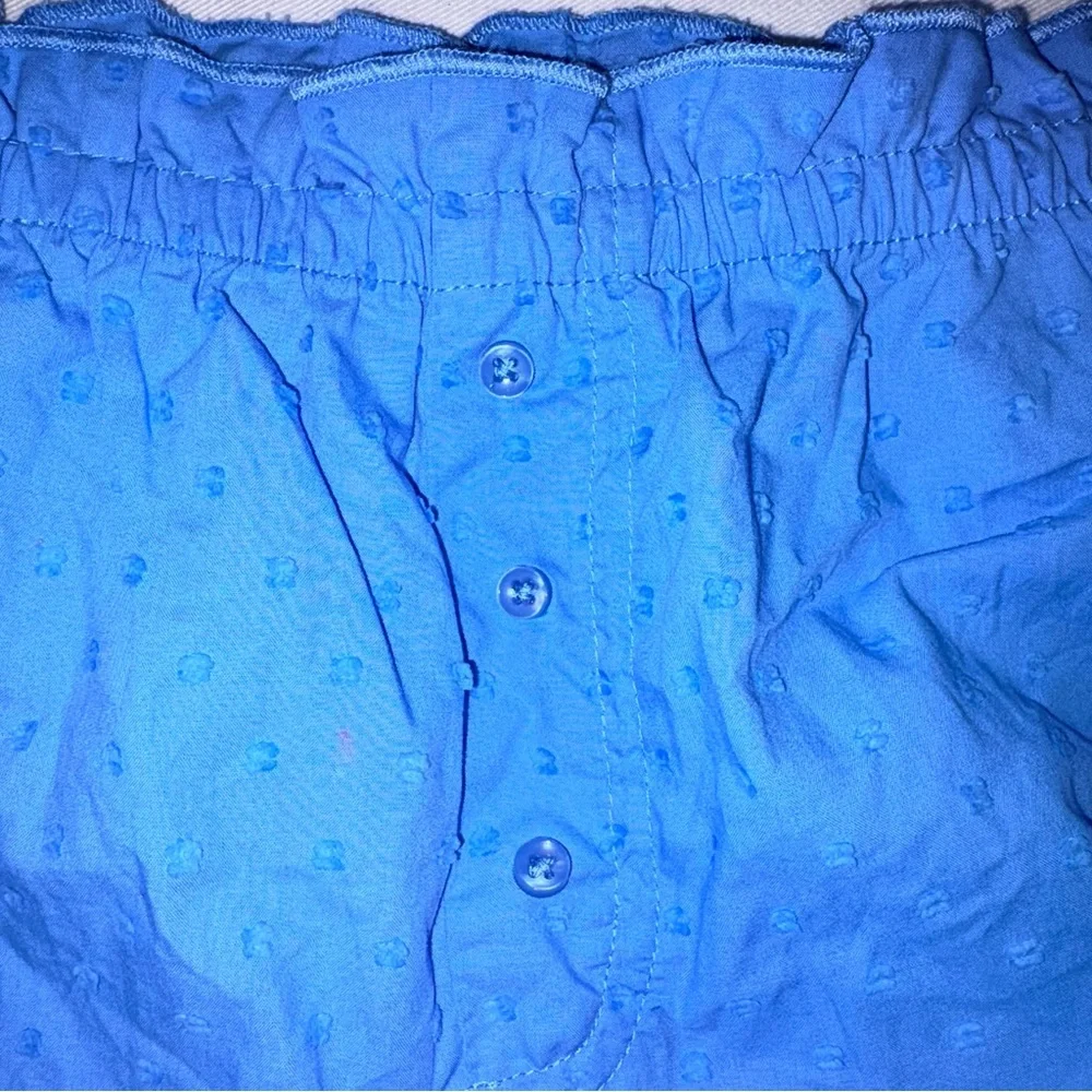 Colsie blue poplin