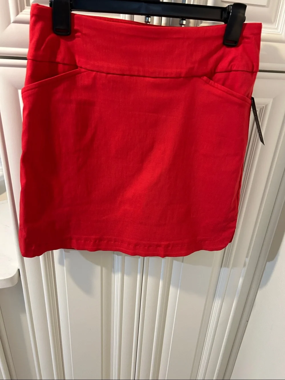 Fit sight vibrant red