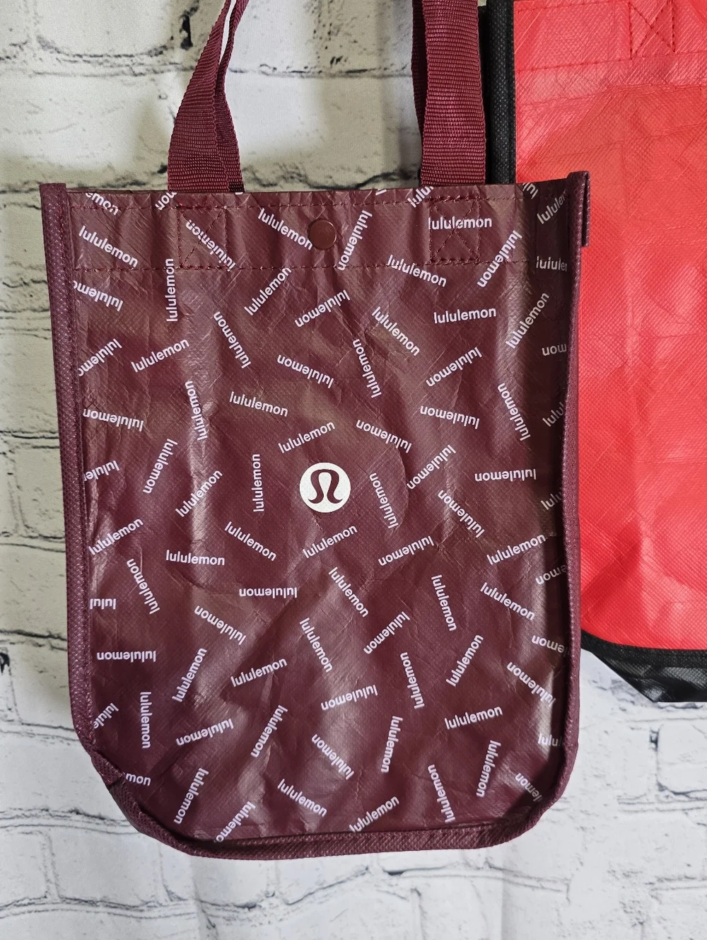 lululemon athletica