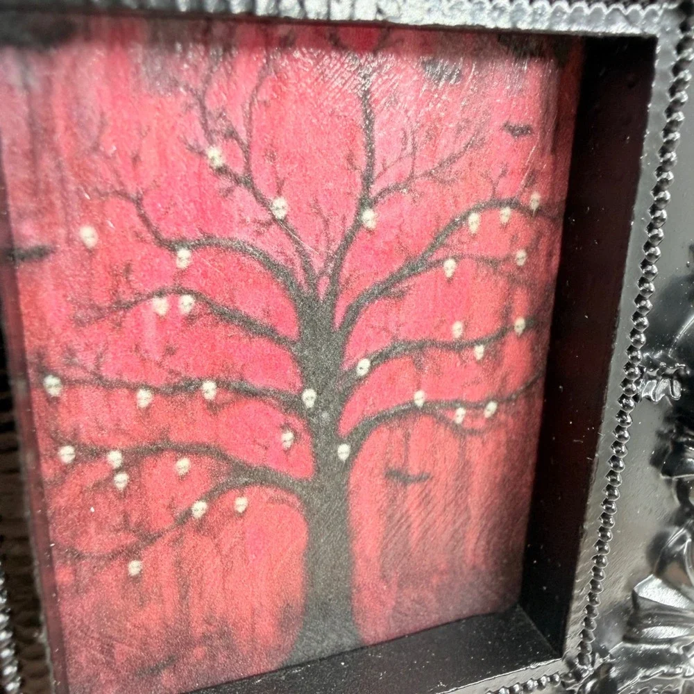N/A gothic miniature