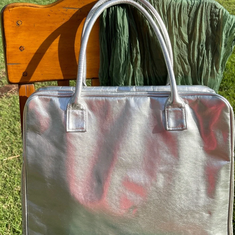 N/A nwot metallic