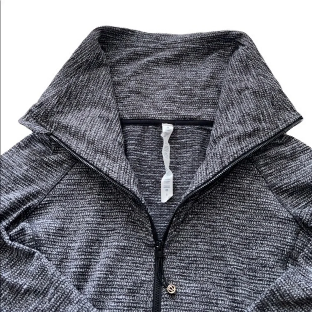 lululemon athletica great cross