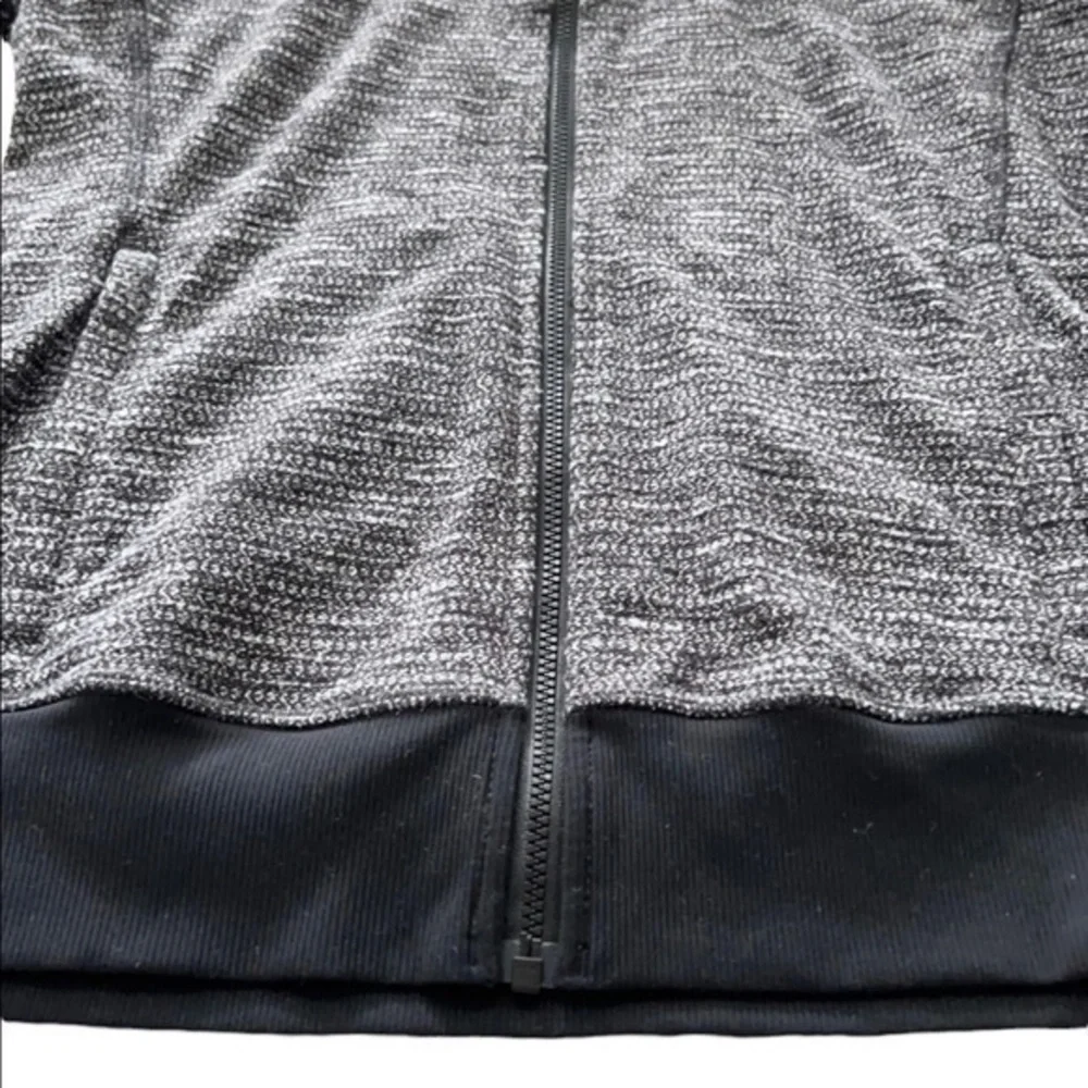 lululemon athletica great cross