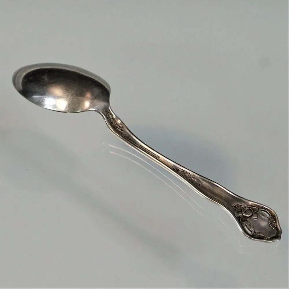 Holmes & Edwards serving spoon
