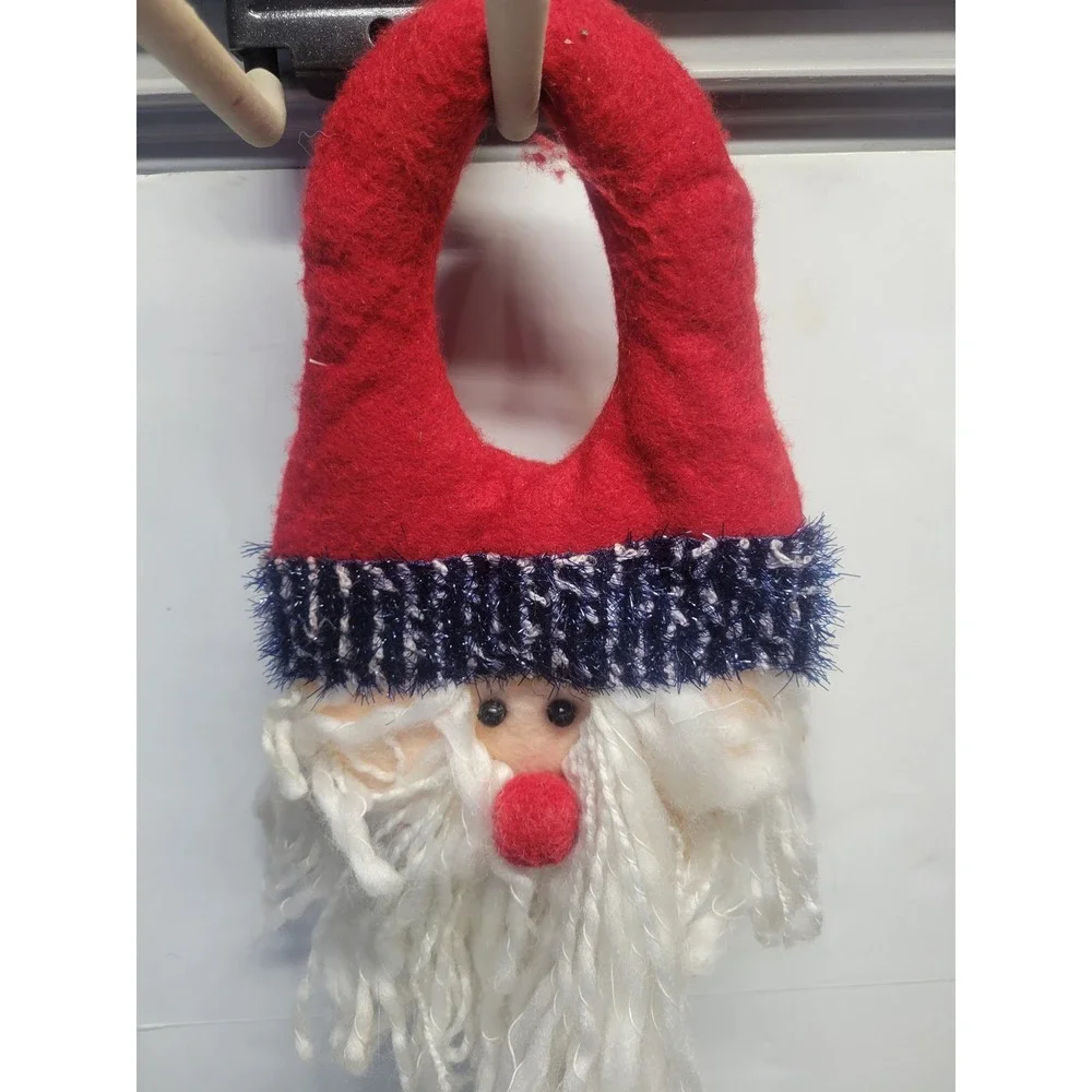 N/A bring festive