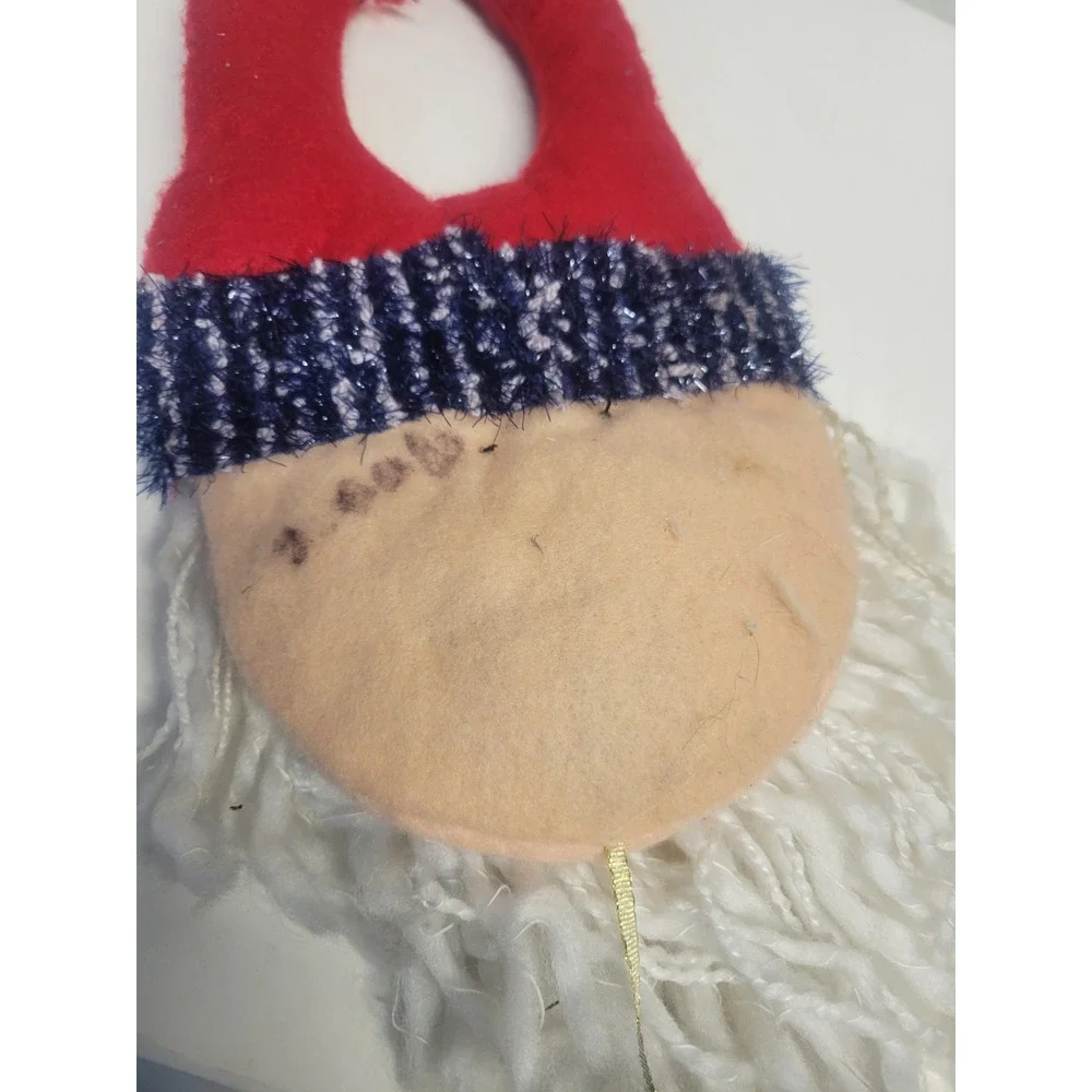 N/A bring festive