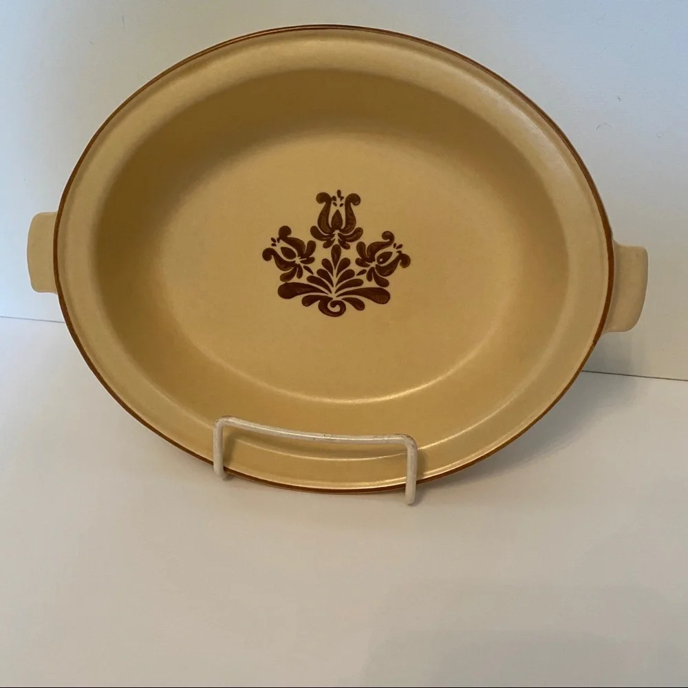 Pfaltzgraff dish serving