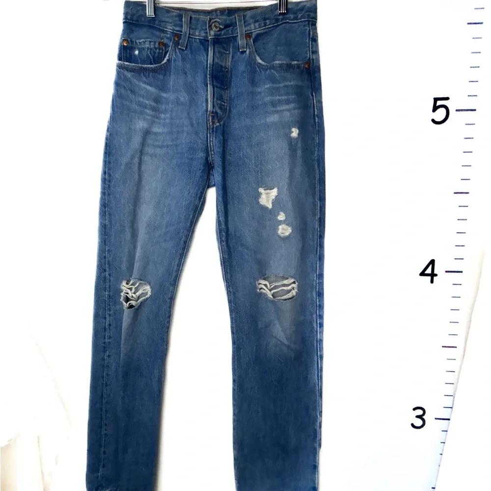 Levi's‎ 501 Distressed Button Fly Blue Jeans 30
