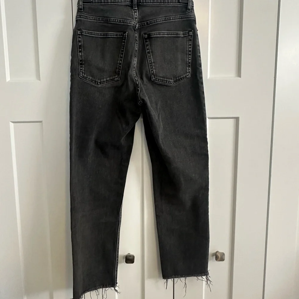 Everlane chic gray