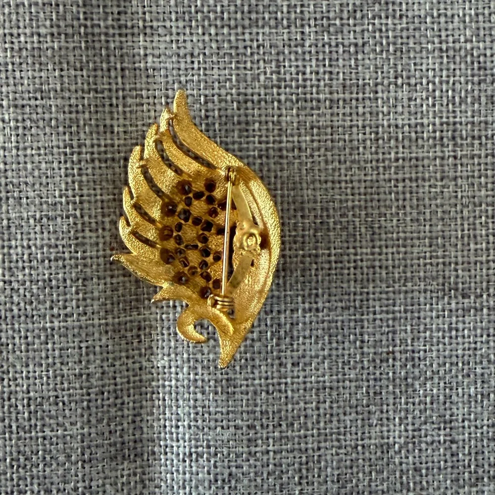 N/A vintage gold