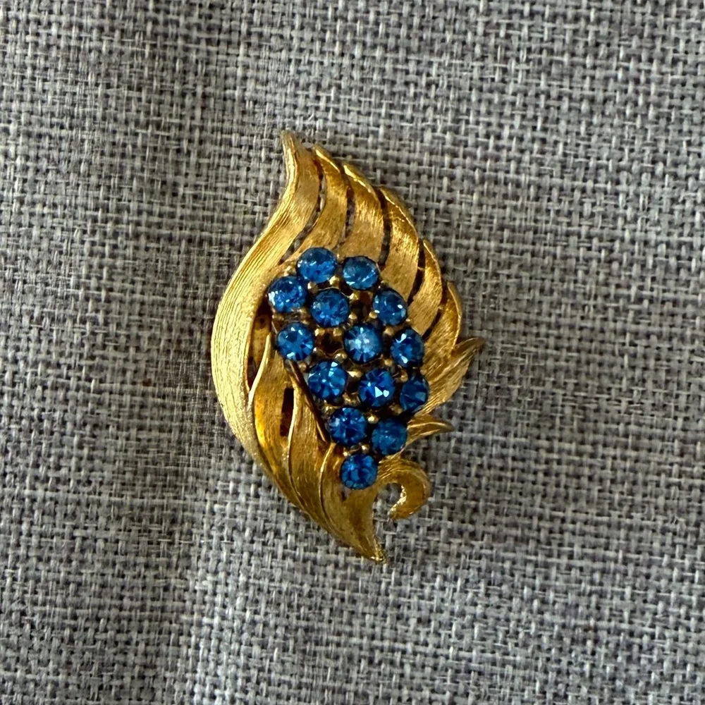 N/A vintage gold