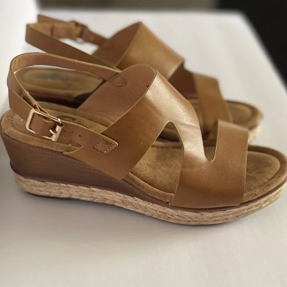 N/A woman’s brown