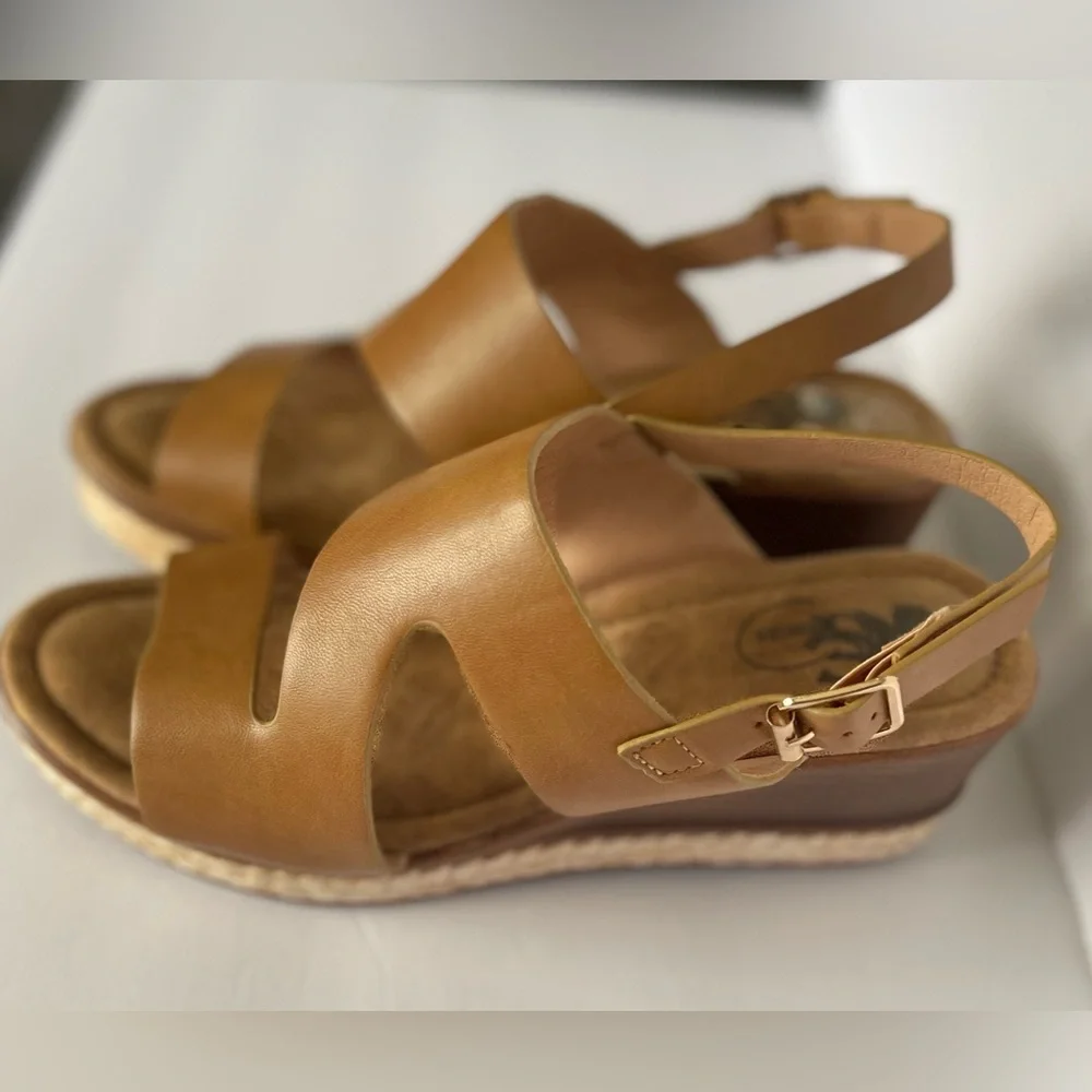 N/A woman’s brown