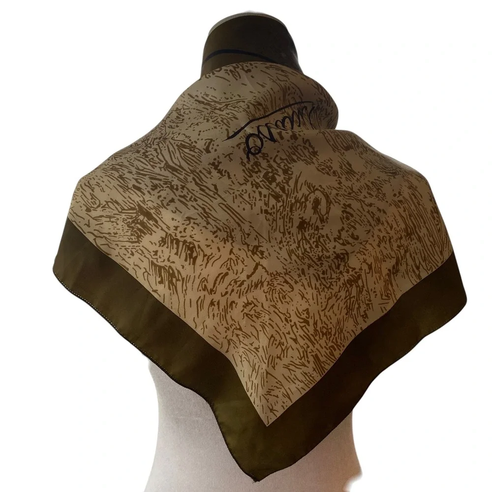 Picasso (Inspired) square silk