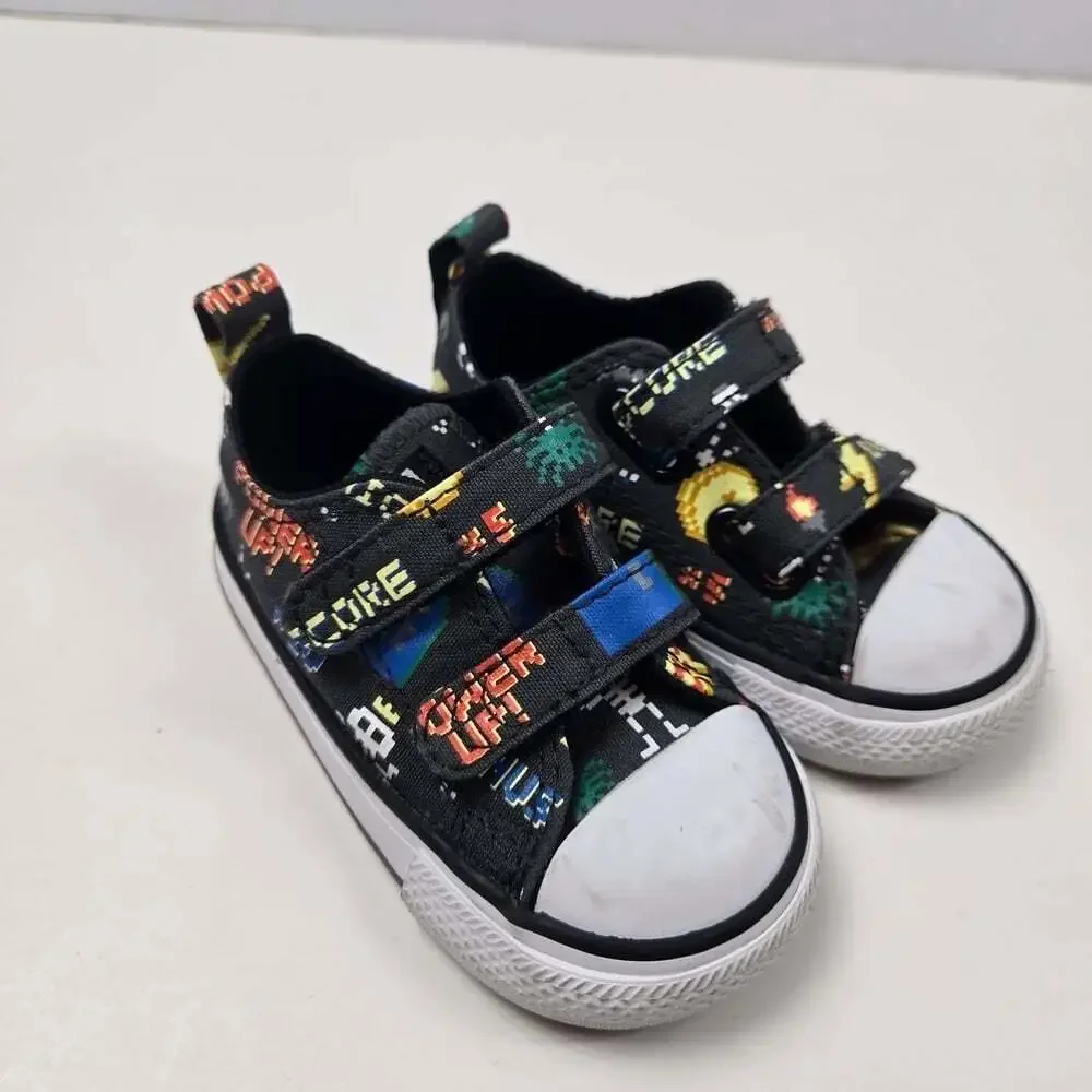 Converse Kids Easy-On Gamer 8 Bit Video Game Low Top Shoes Size 4C