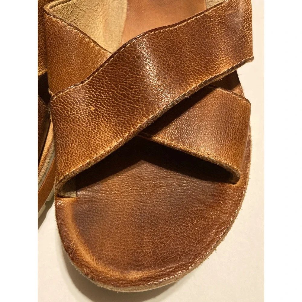 Antelope leather slide