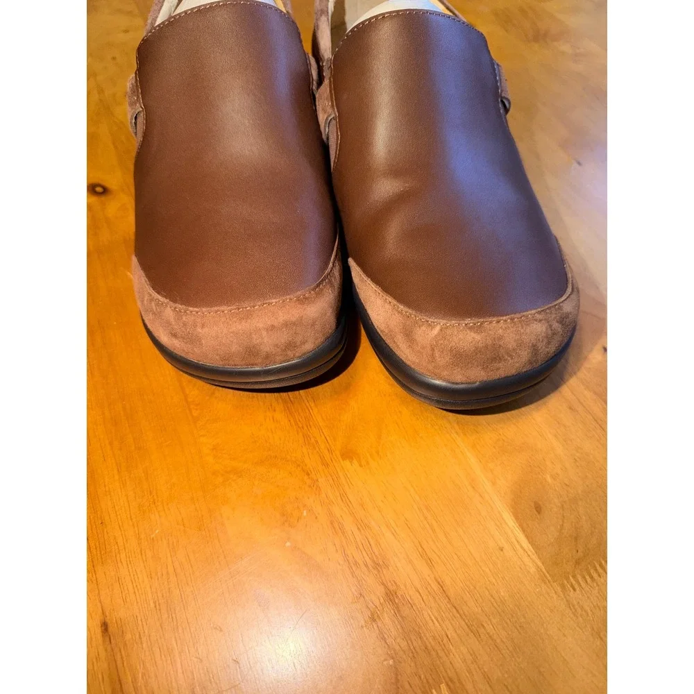 Alegria slip shoes
