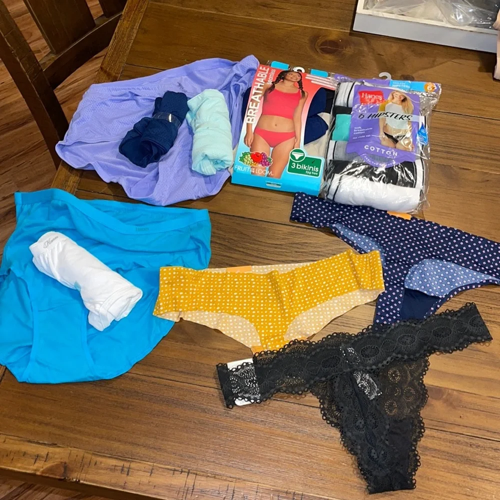 Hanes, Fruit of the Loom, auden size packaging been