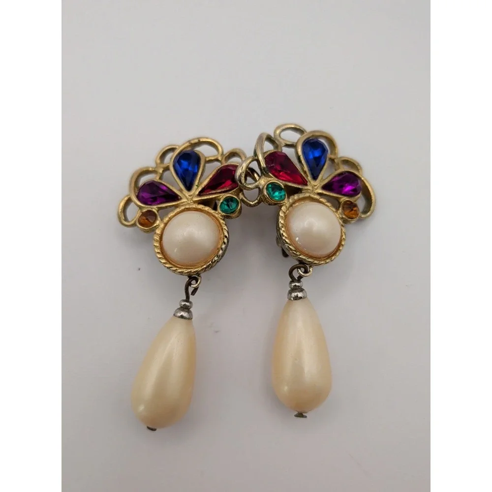 Vintage Clip On Dangle Earrings With‎ Pearl And Rhinestone Accents