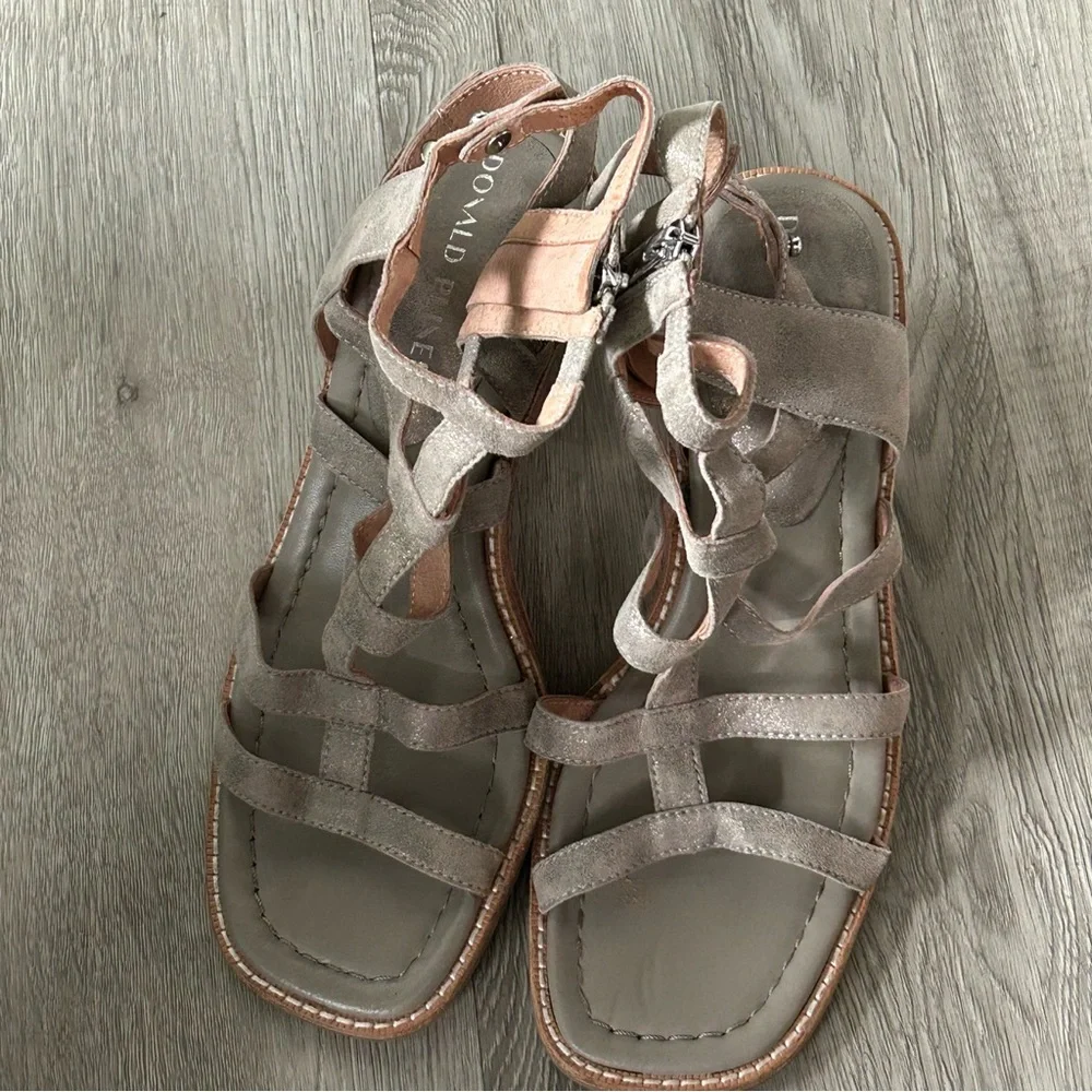 Donald J. Pliner elegant strappy