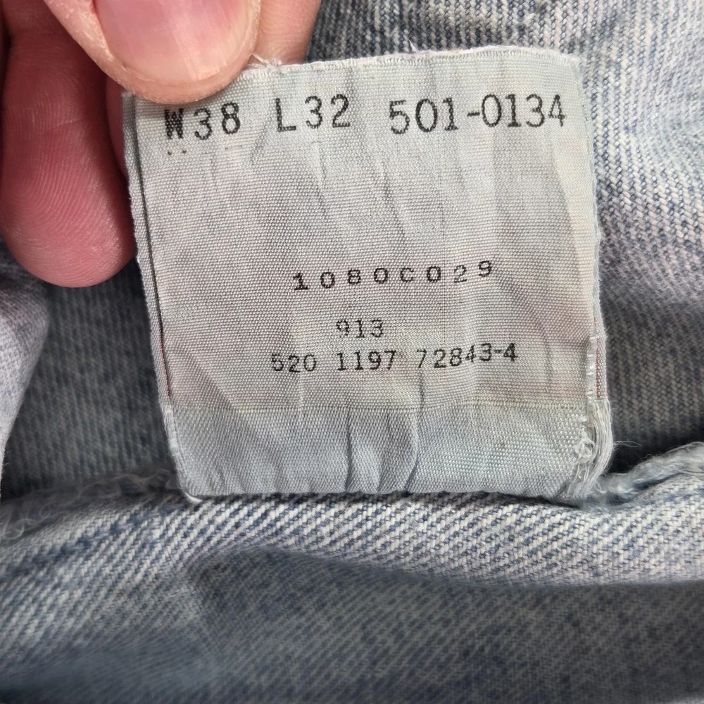 Levis important sizing
