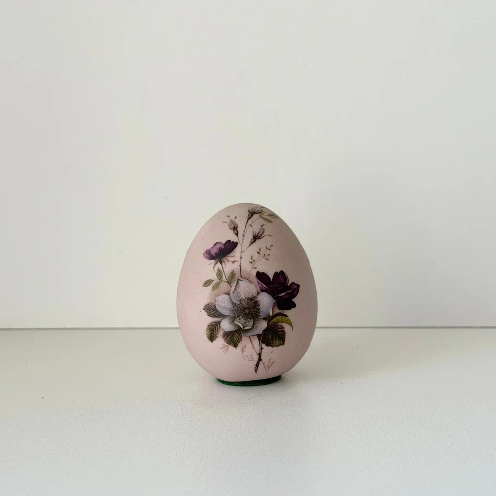 Vintage Floral Decorative‎ Egg Ceramic Hand Painted Pink Flower 3