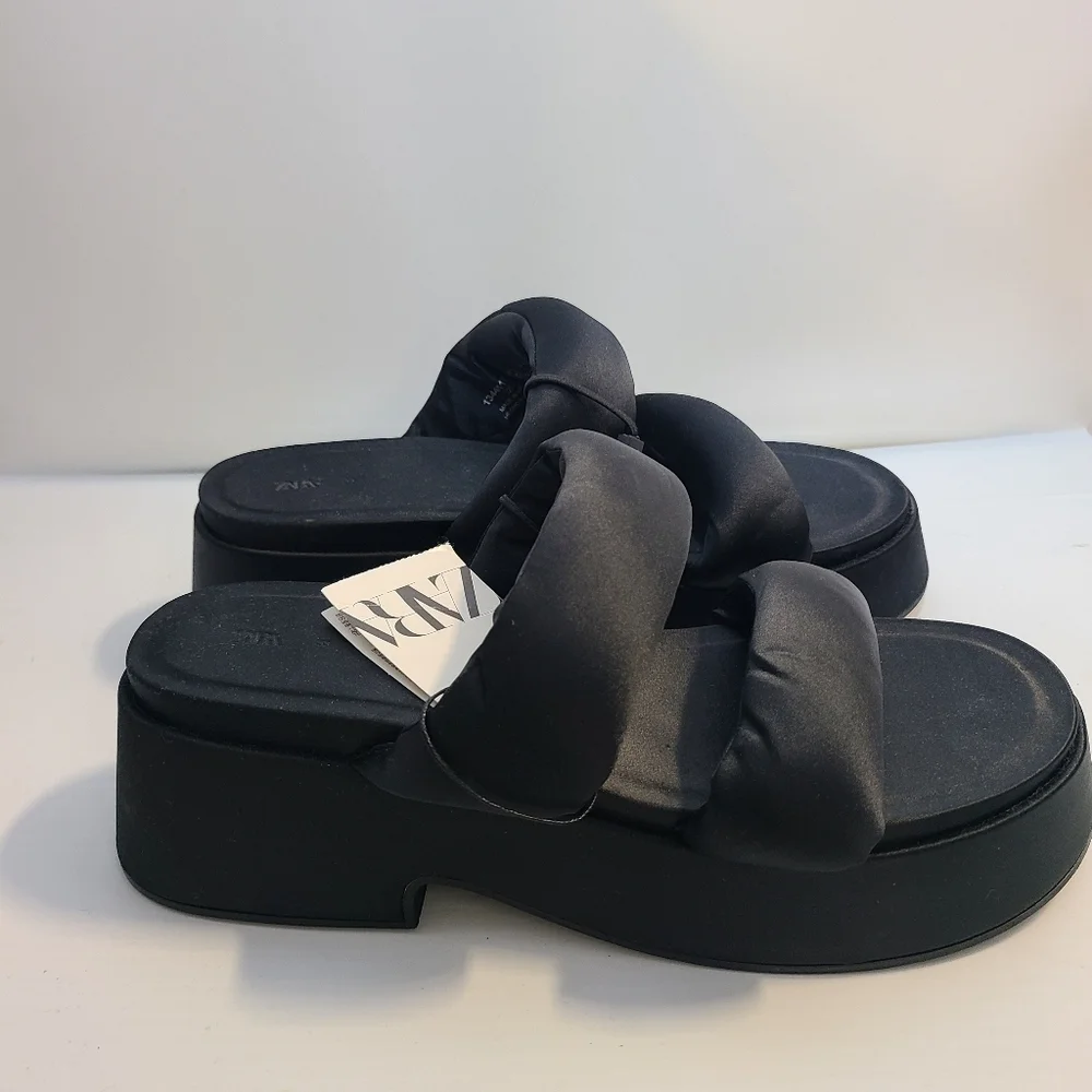 Zara flat fabric