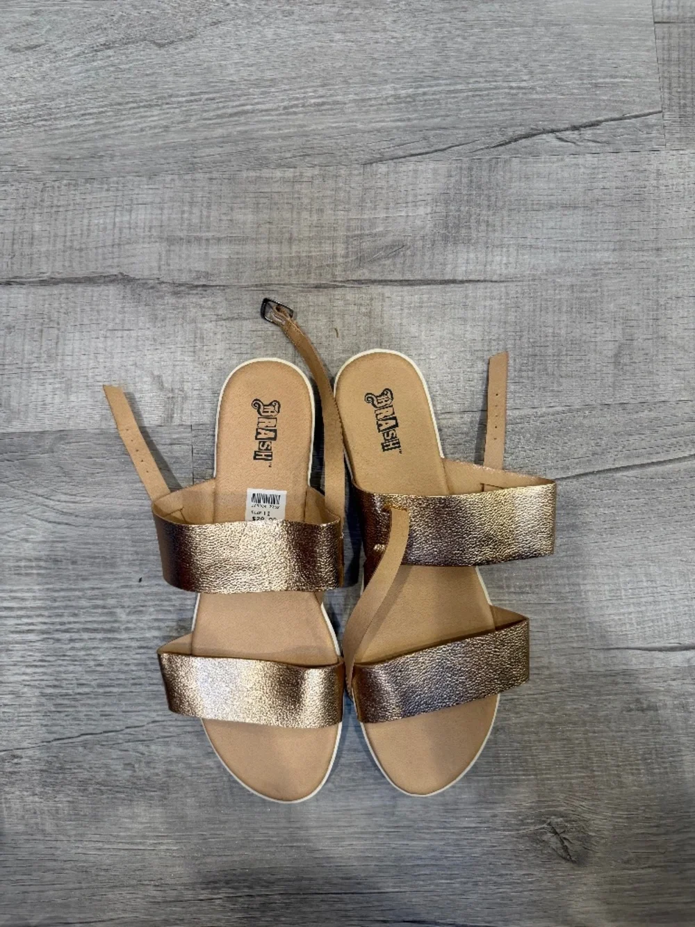 Women sandals