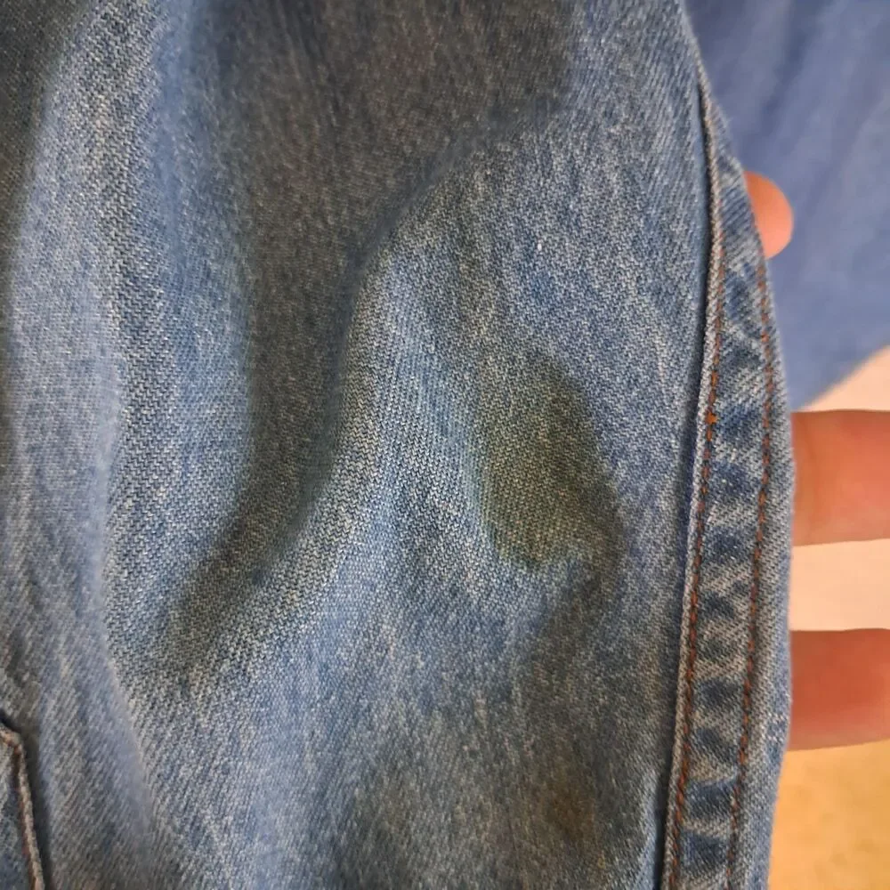 True Fan Sportswear fading collar