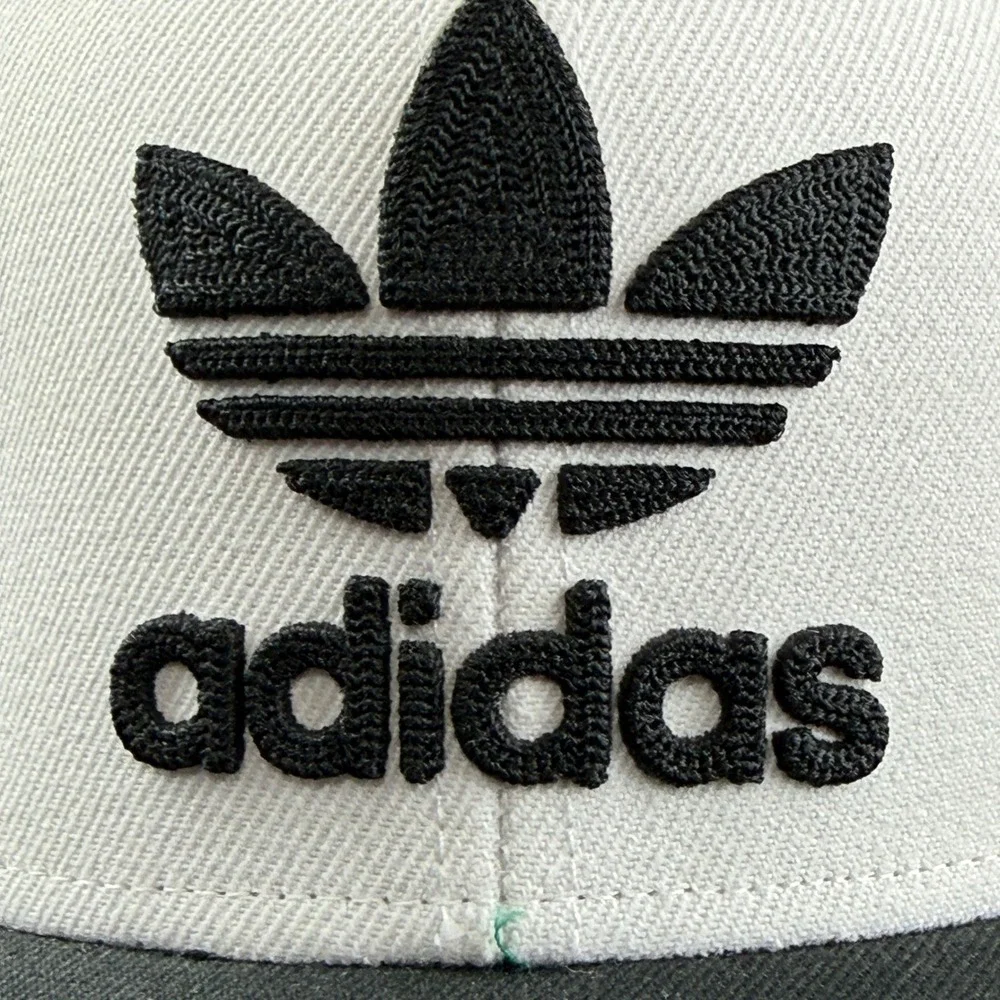 adidas originals snapback