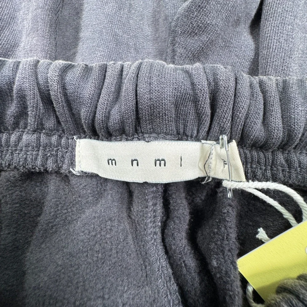 MNML *orders ship