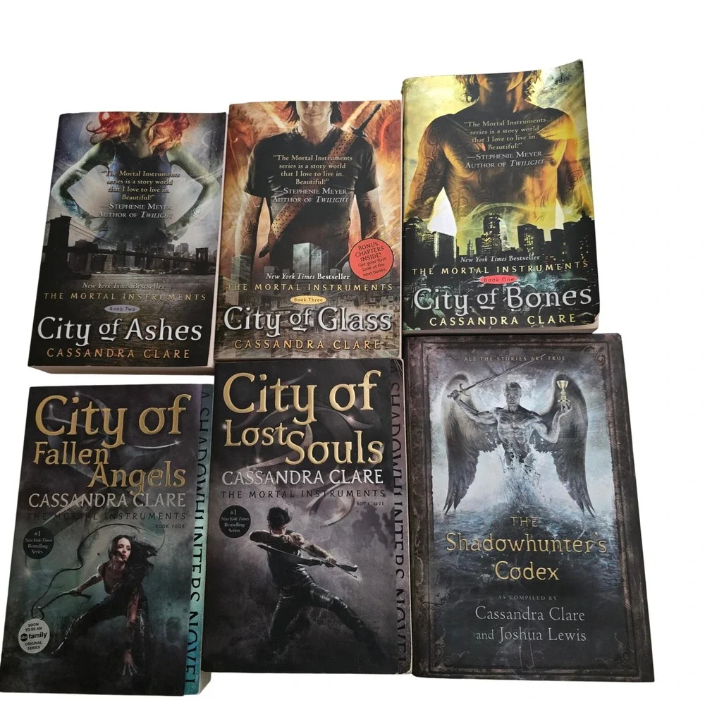 Cassandra Clare‎ Mortal Instruments 1-5 & Shadowhunters Codex Book Lot Bundle