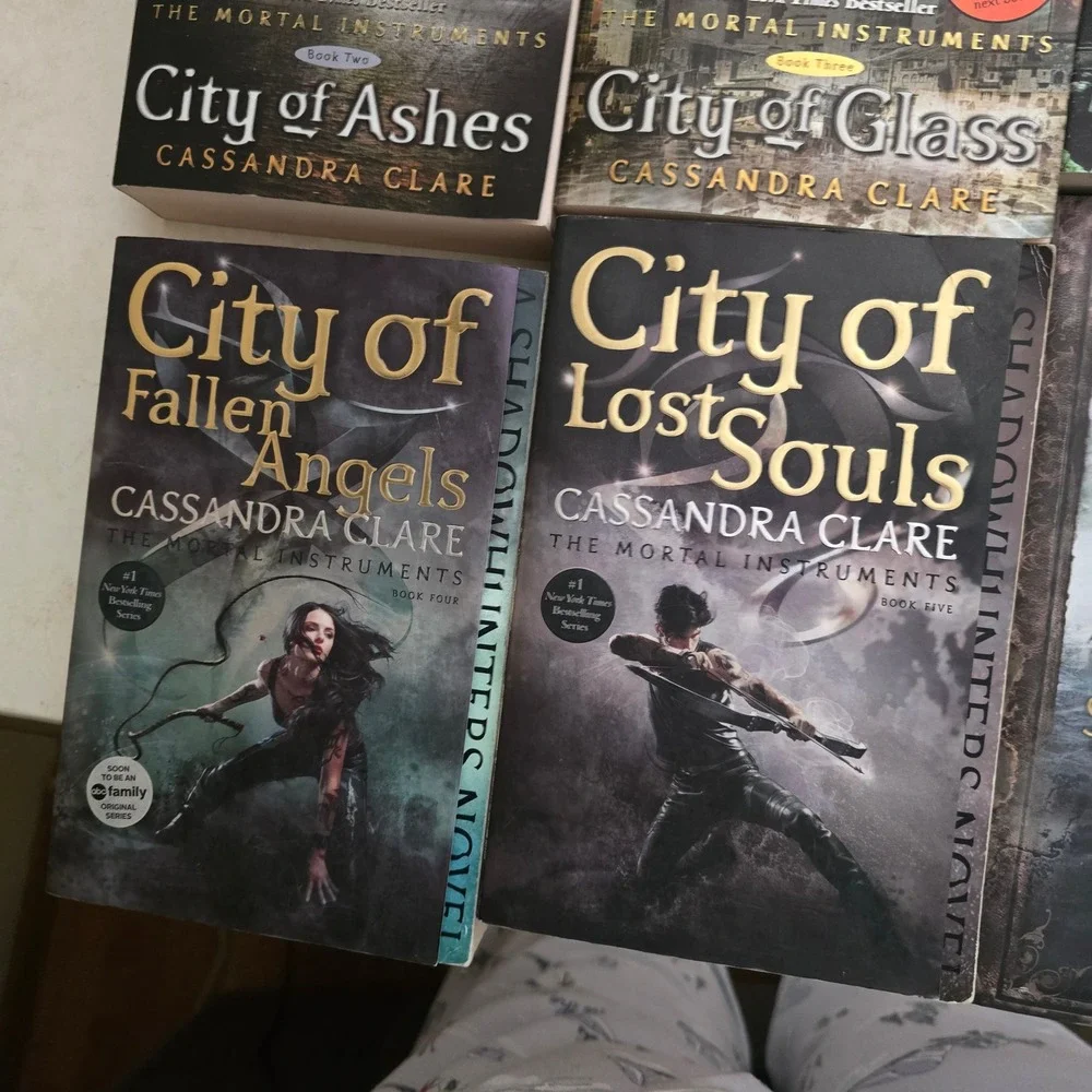 N/A cassandra clare