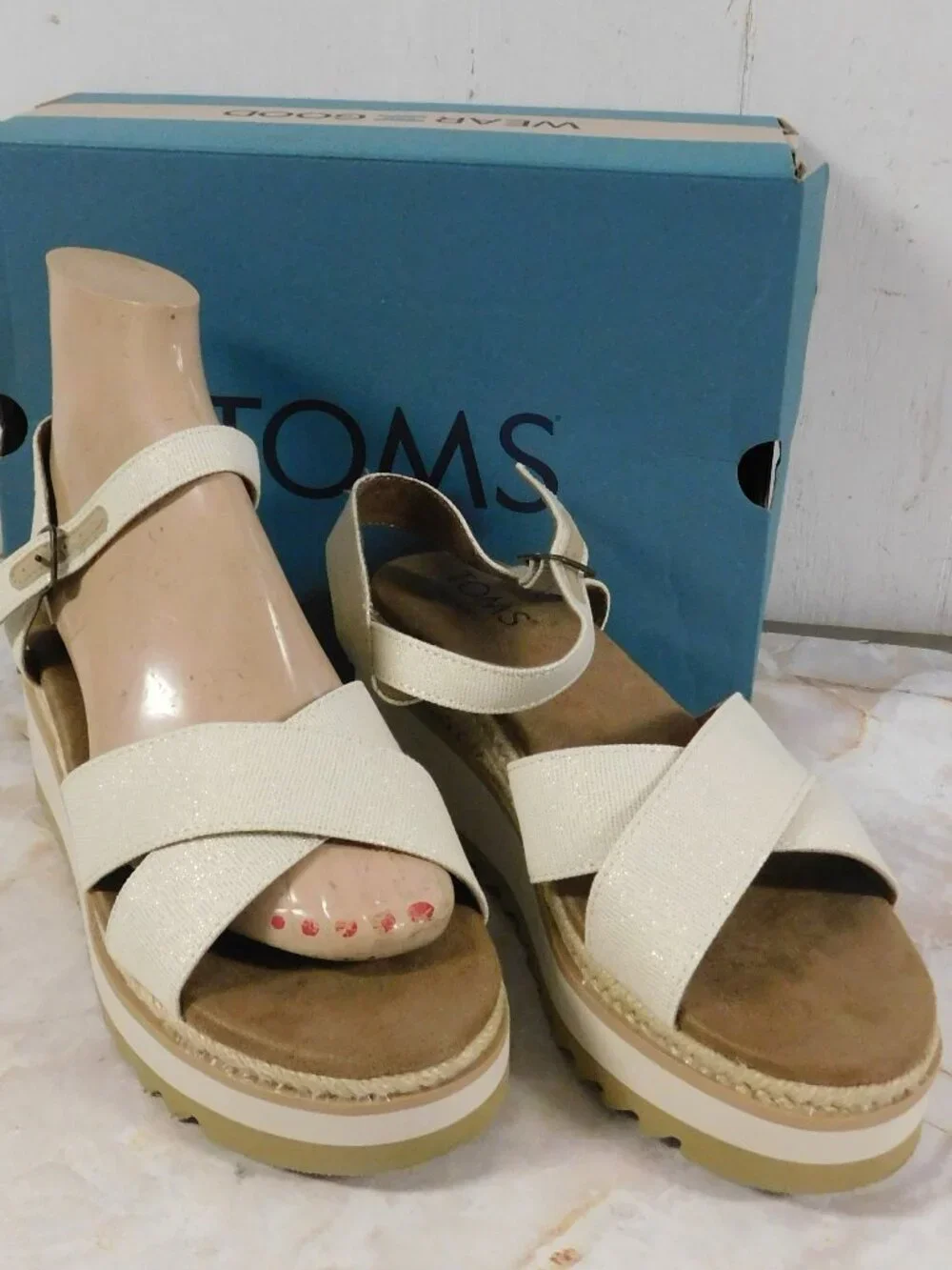 Toms noelani natural