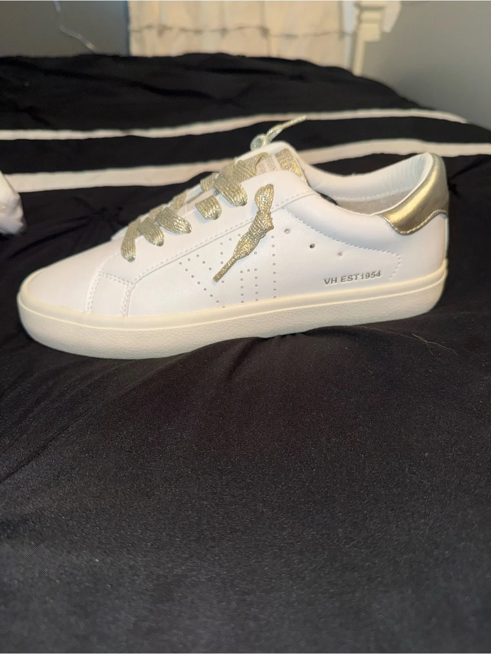 Vintage Havana sleek white