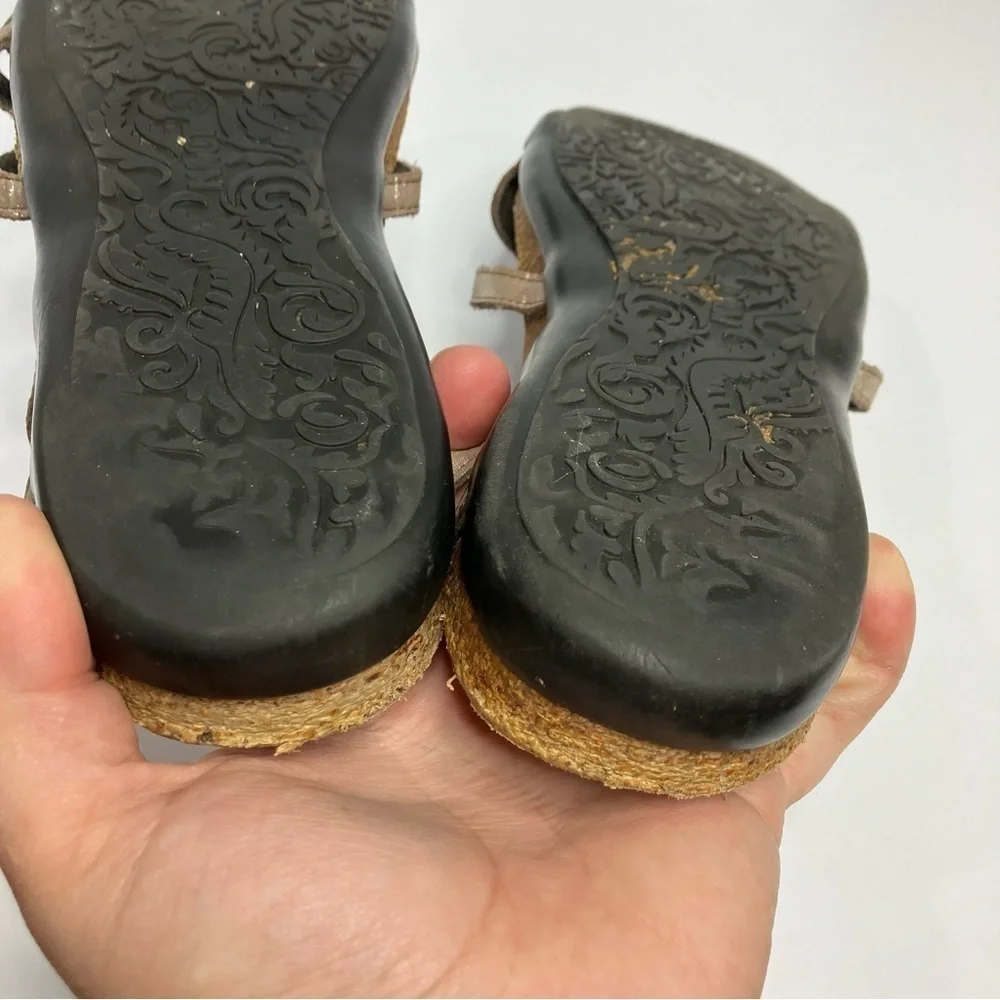 Naot corkbed sandals