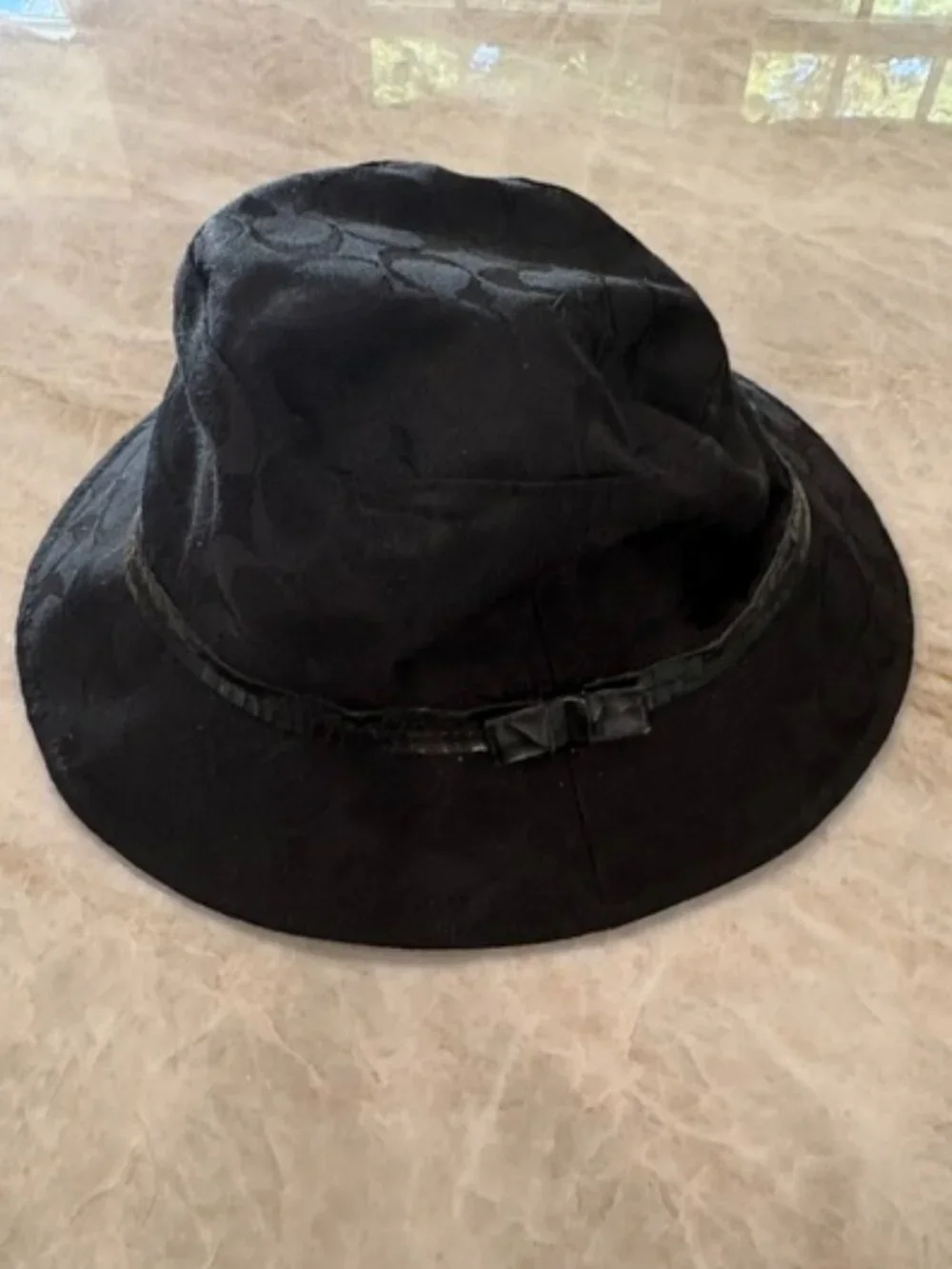 Coach Vintage Sig Crusher Bucket Hat in Black, Size M/L
