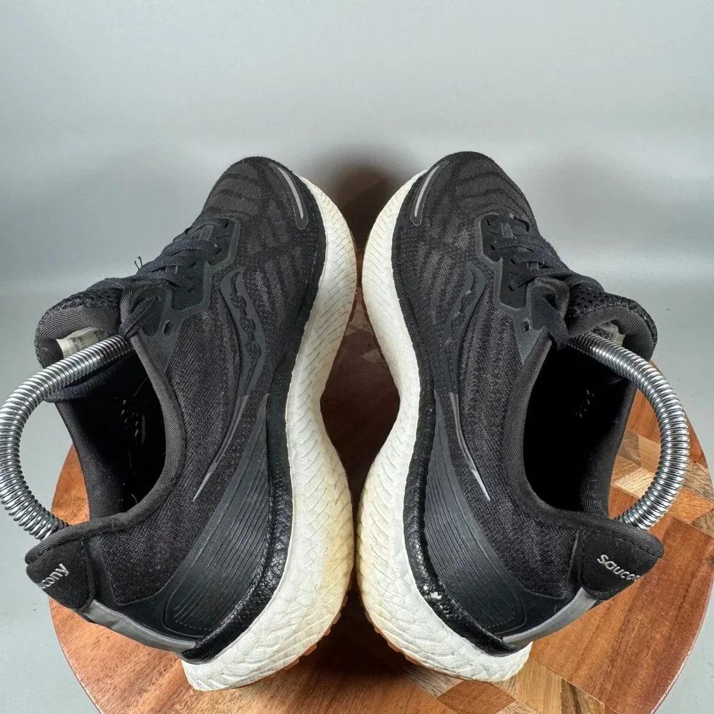 Saucony very good