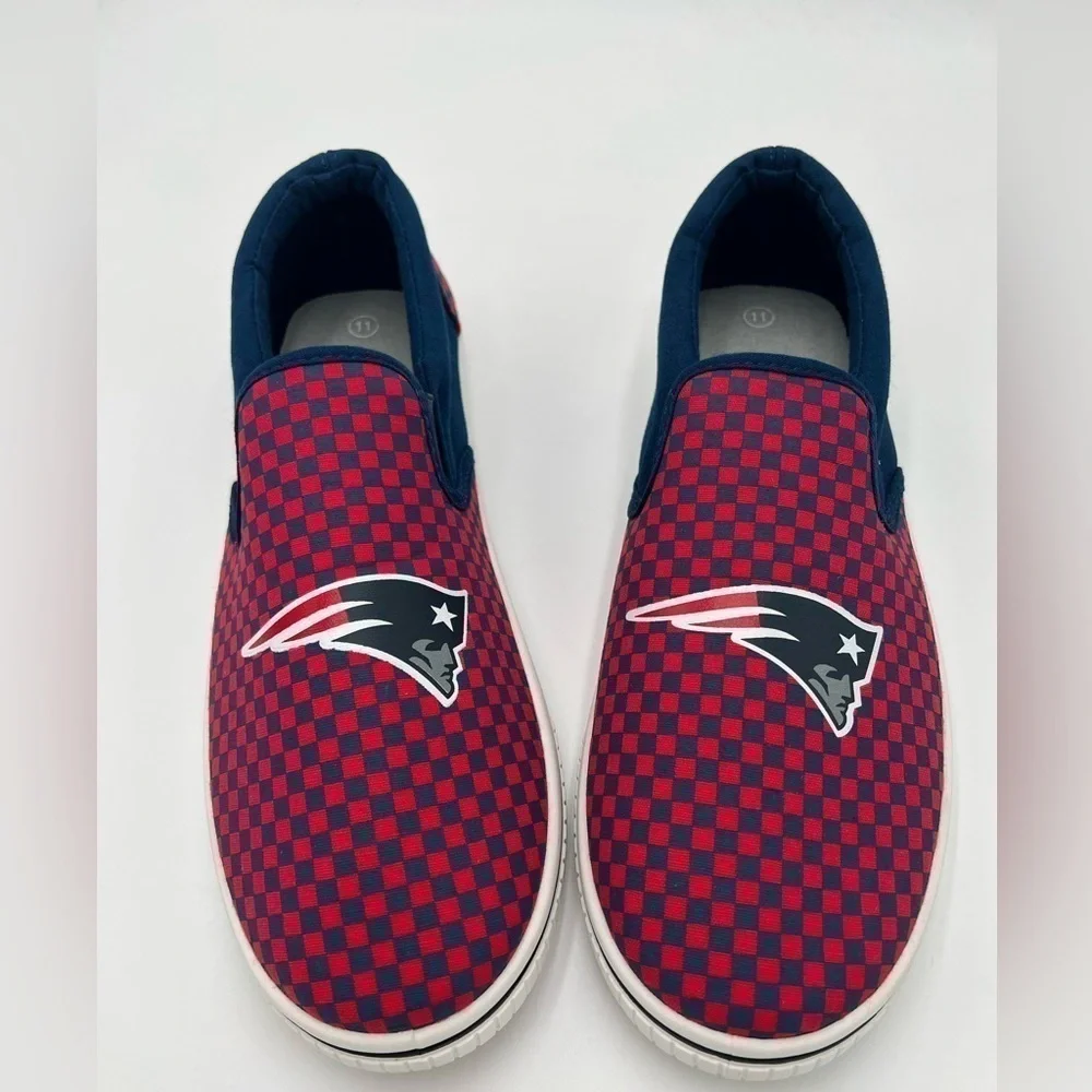 New England Patriots Checkered Canvas Slide-On Slippers – Size 11