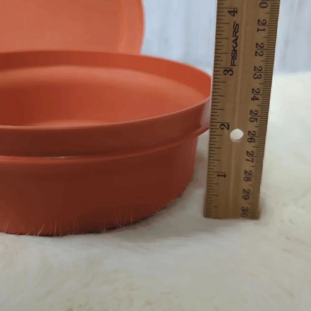 Tupperware vintage serve