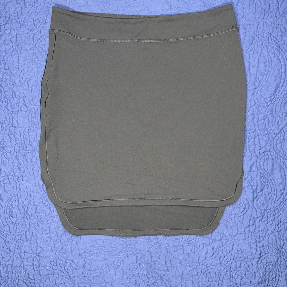 Lululemon City Skirt Athletica Black Active  Curved Size 10 Nylon Spandex Blend