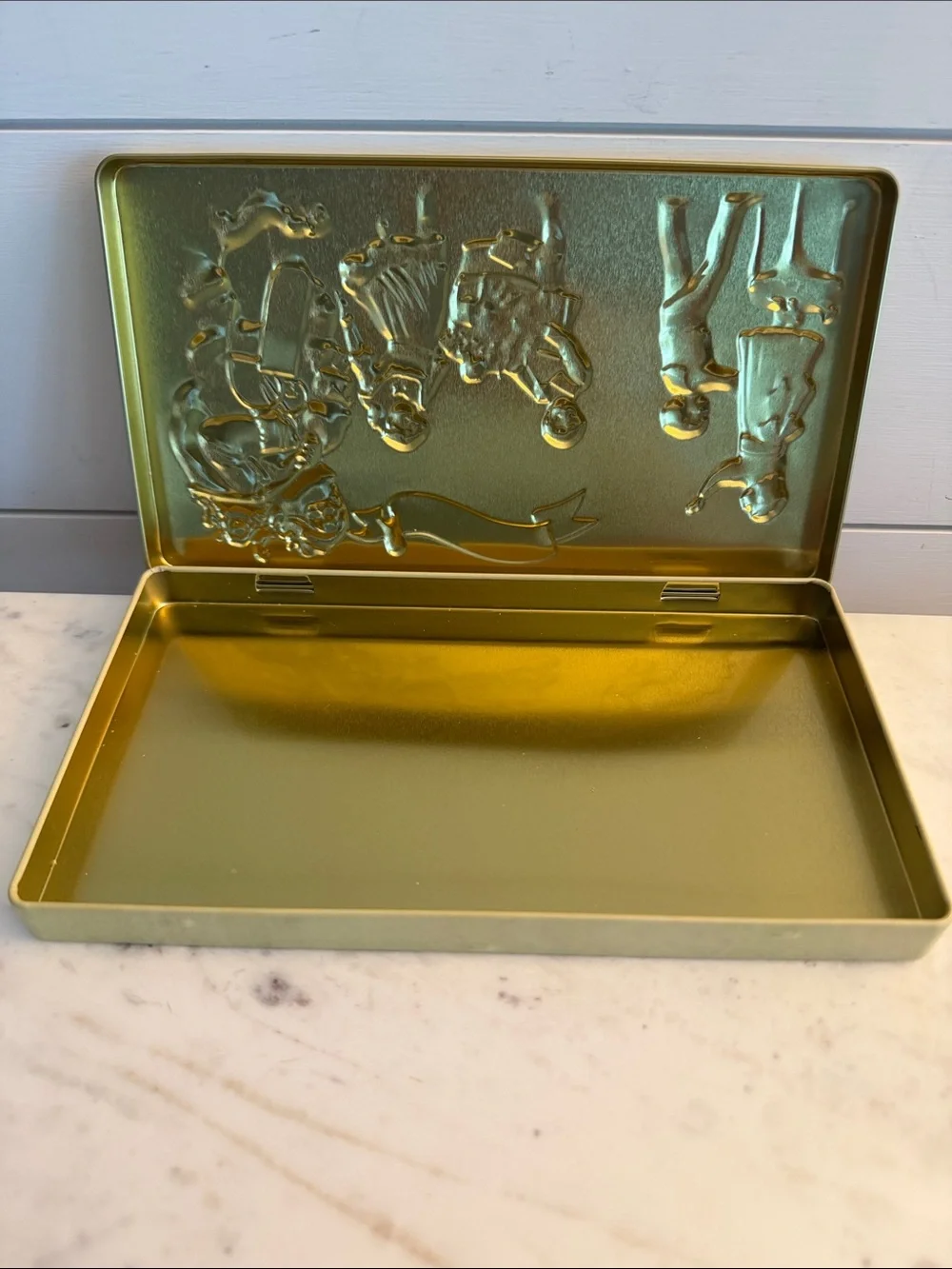 Heidel embossed beautiful